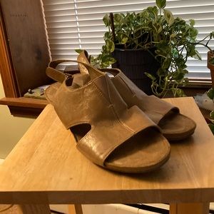 Tan espadrille sandals